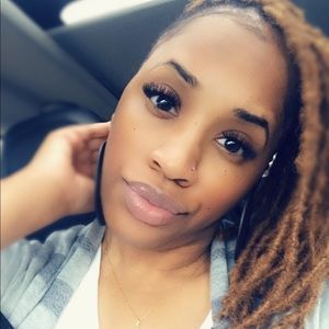 Meet your Posher, Farrah